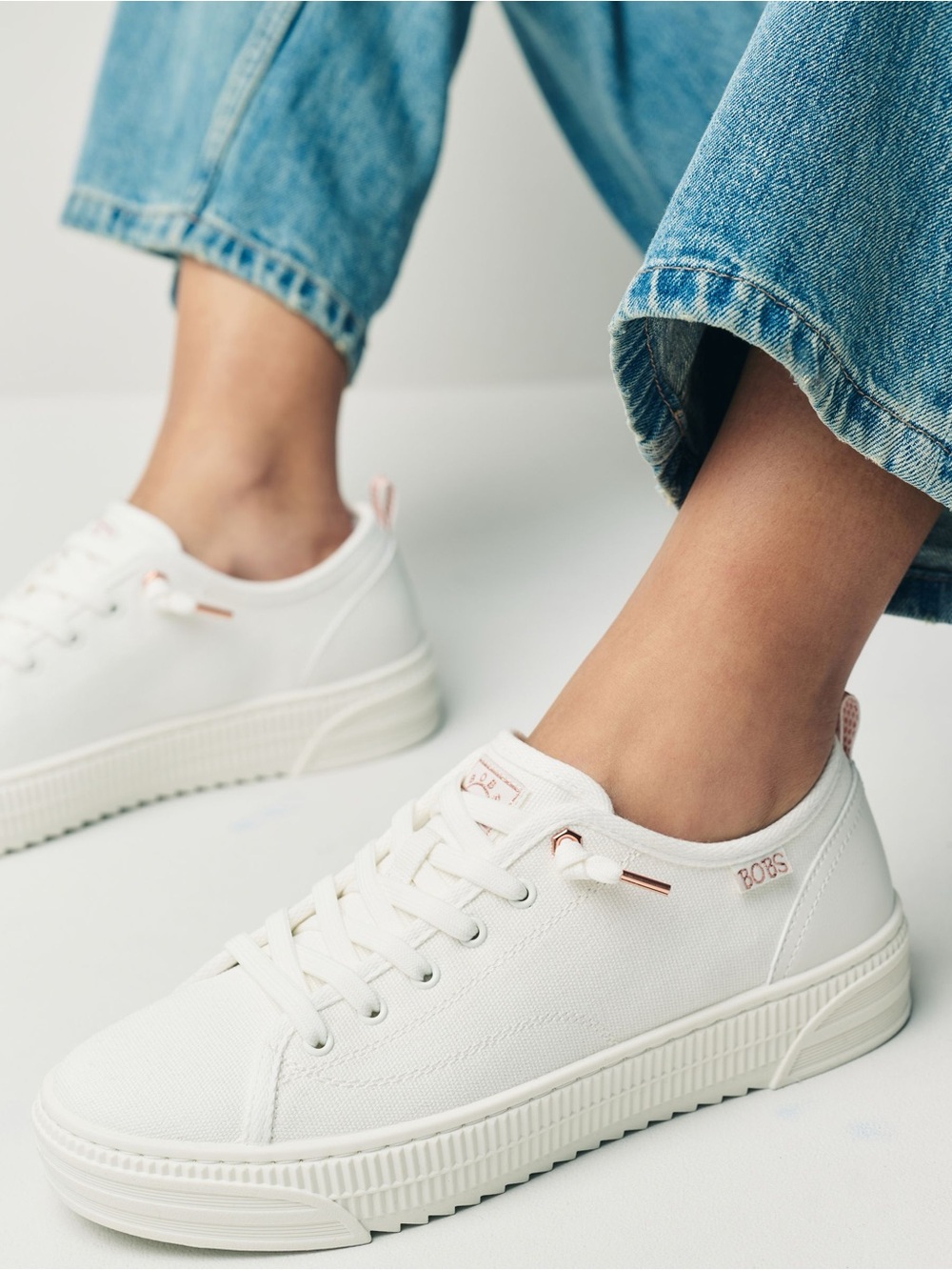 BOBS BY SKECHERS COPA PLATFORM SNEAKERS WHITE SILVER 9.5
